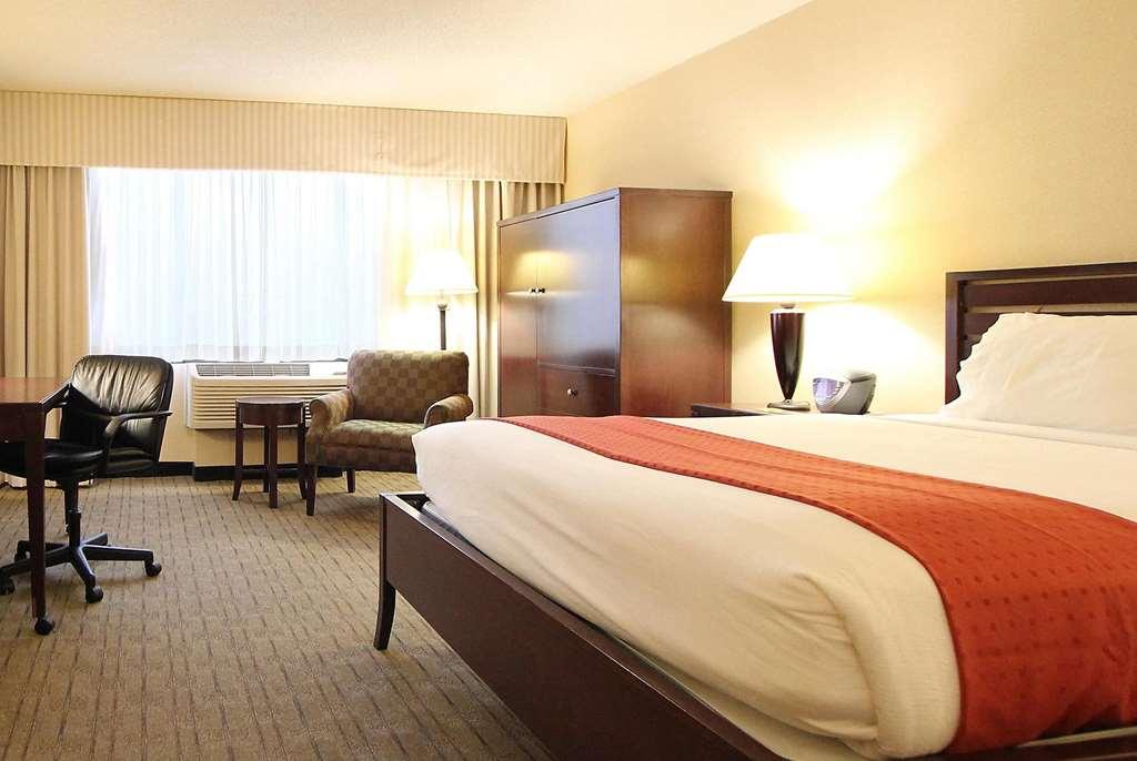 Ramada By Wyndham Minneapolis Airport - Eagan Habitación foto