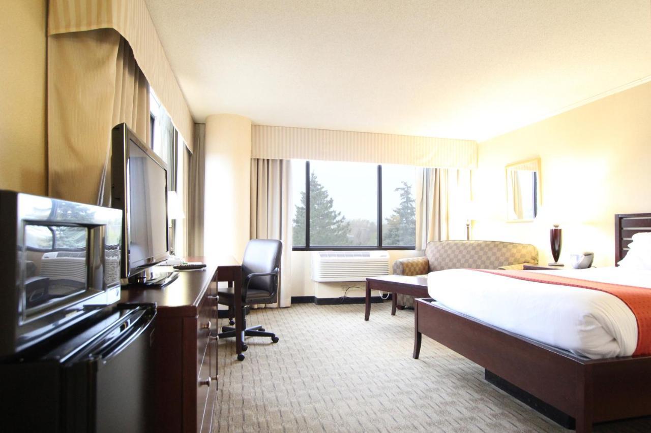 Ramada By Wyndham Minneapolis Airport - Eagan Exterior foto