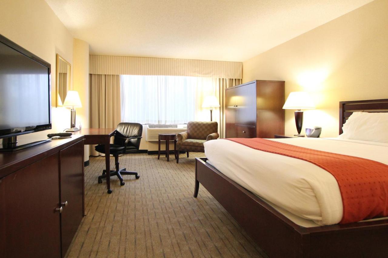 Ramada By Wyndham Minneapolis Airport - Eagan Exterior foto